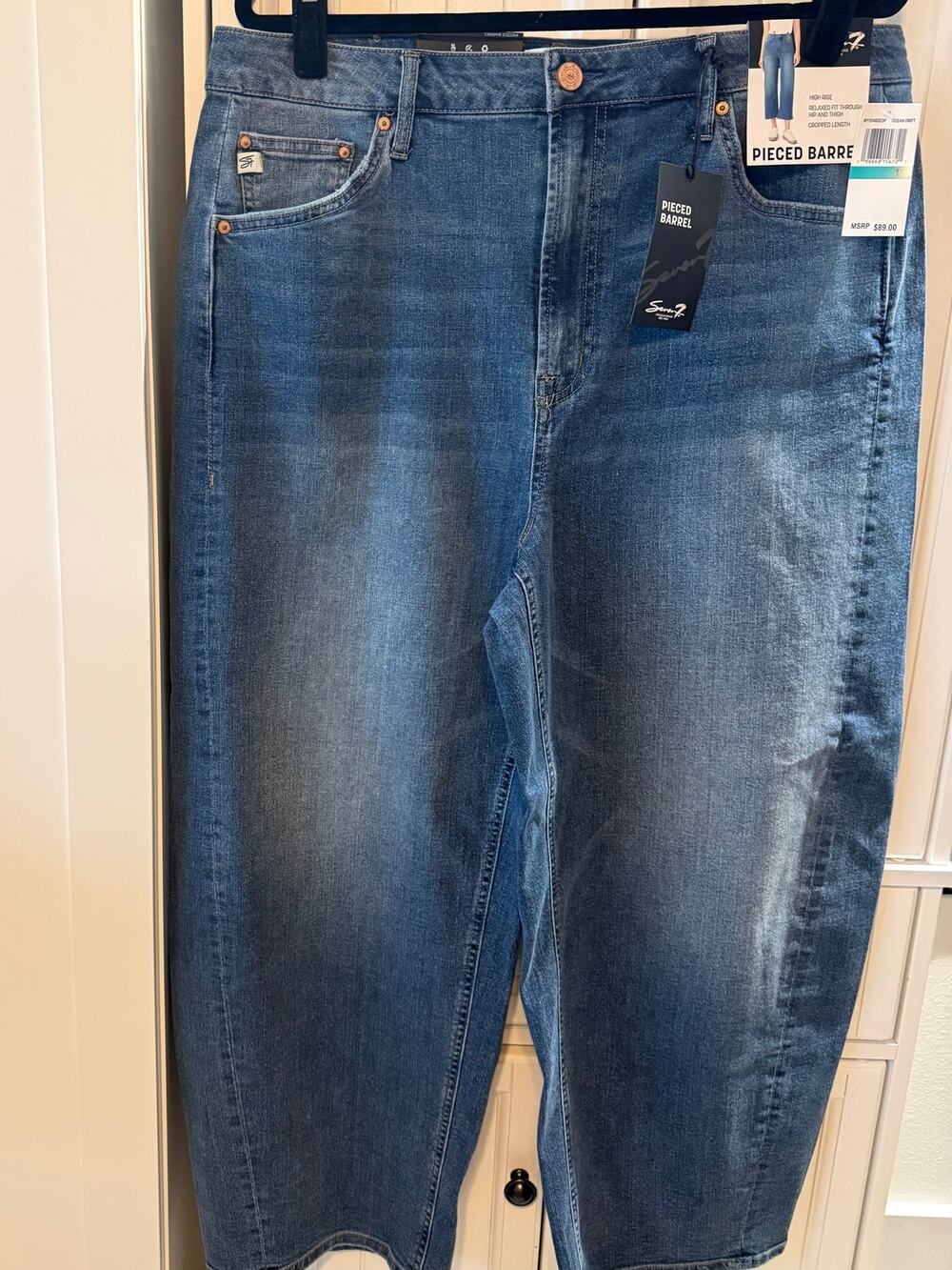 Seven7 Pieced Barrel Jeans medium wash Sz 16 NWT